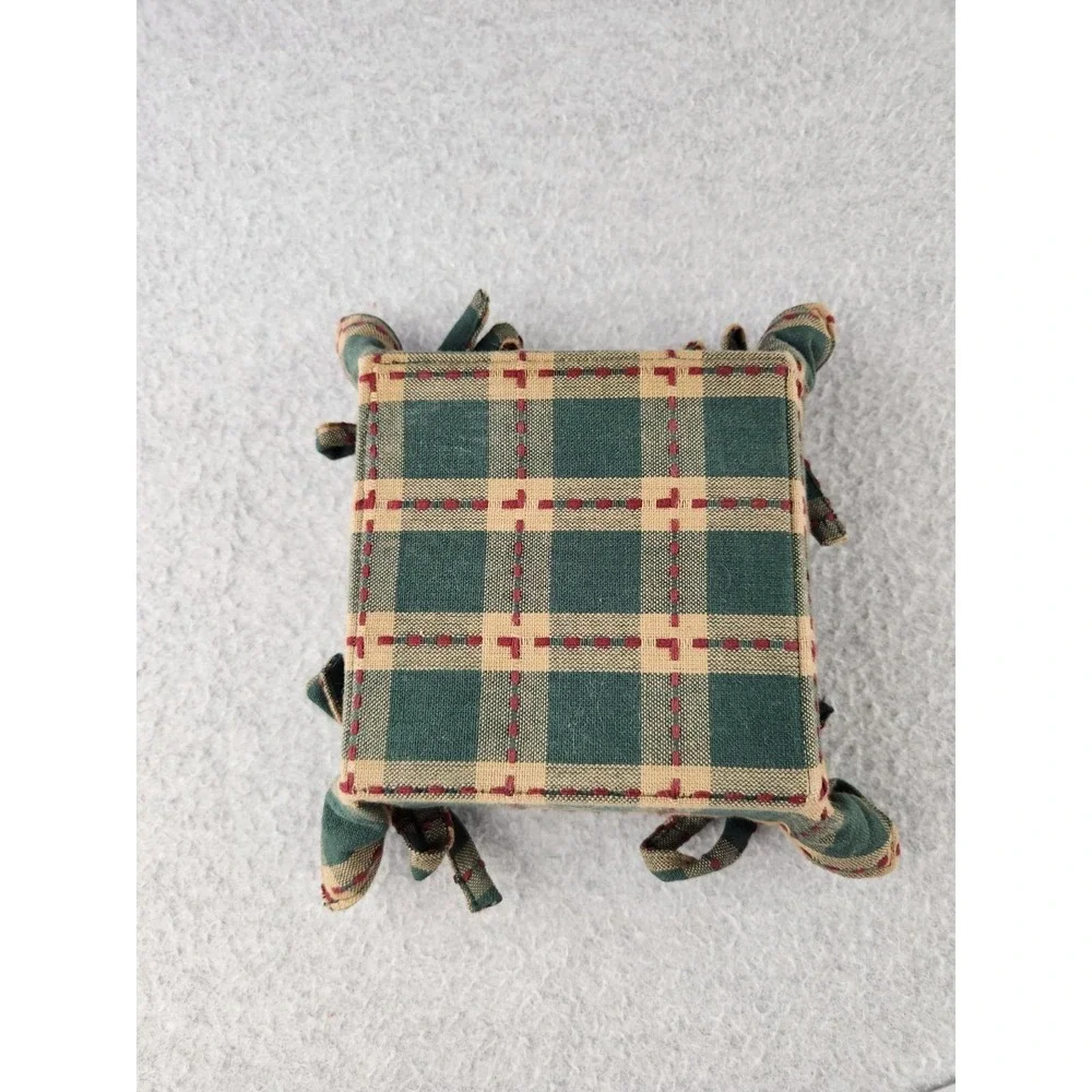 Farmhouse Country Fabric Cloth Bread Basket Side Ties Square Green & Red Plaid